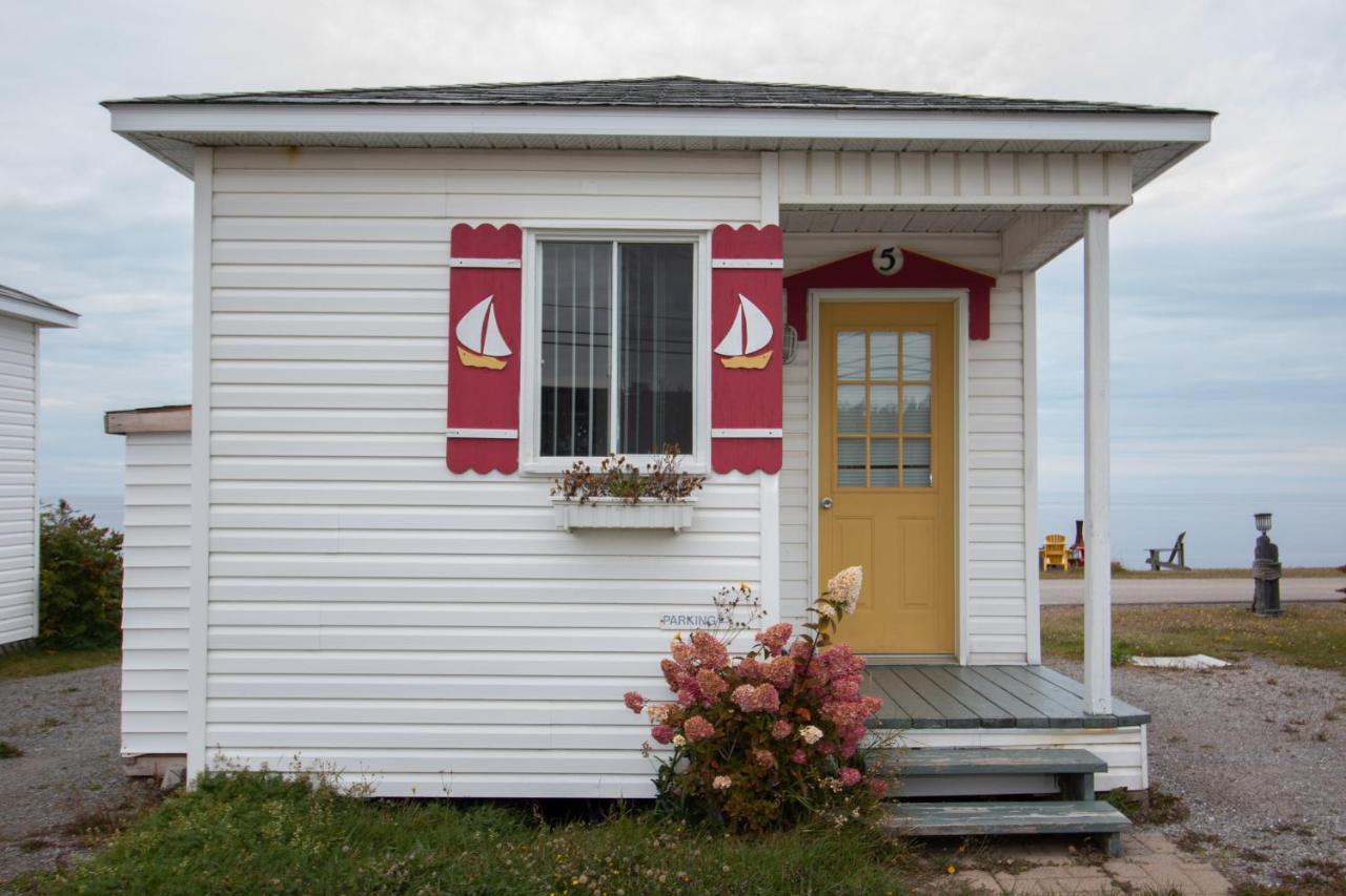 Les Cabines Du Phare Rimouski Eksteriør billede
